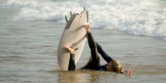 Noa Deane Surfing This is Us France Dear Youth What Youth